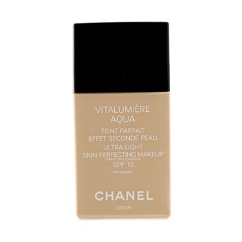 Chanel Vitalumiere Aqua Ultra Light Skin Menyempurnakan M / U SPF15 - # 20 Krem (Vitalumiere Aqua Ultra Light Skin Perfecting M/U SPF15 - # 20 Beige)