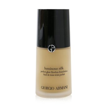 Giorgio Armani Yayasan Sutra Bercahaya - # 5,75 (Sedang, Hangat) (Luminous Silk Foundation - # 5.75 (Medium, Warm))