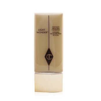 Light Wonder Foundation SPF 15 - # 7 Medium (Sedang Dengan Nada Netral Kuning)